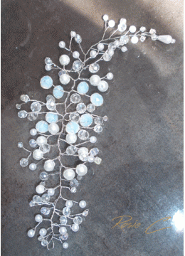 Дизайнерска украса за коса с кристали и лунен камък- Moon Magic 22 см